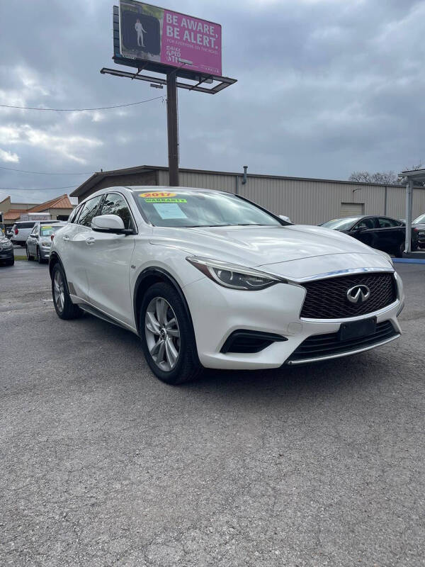 2017 Infiniti QX30
