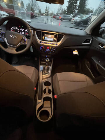 2018 Hyundai Accent SE