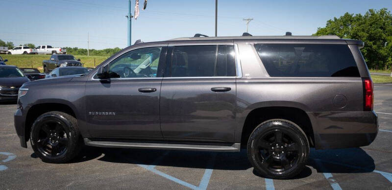 2017 Chevrolet Suburban LT