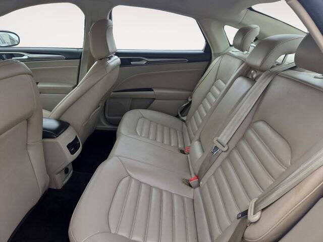 2020 Ford Fusion SEL