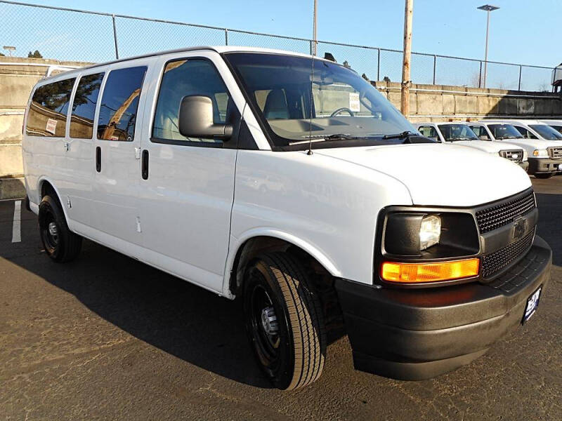 2017 Chevrolet Express LS 2500