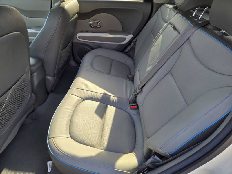 2017 Kia Soul EV +