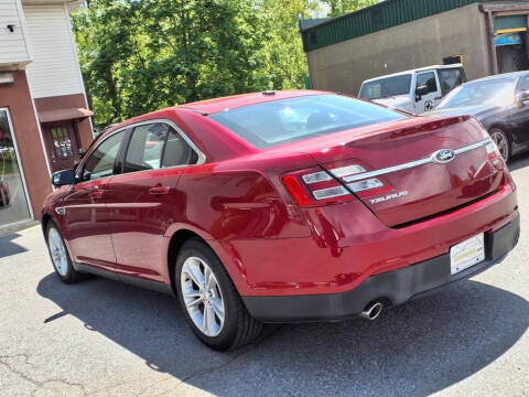 2014 Ford Taurus SEL