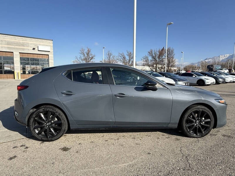 2023 Mazda Mazda3 Hatchback 2.5 S Carbon Edition