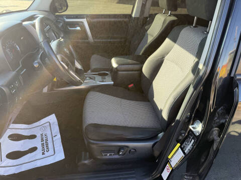 2017 Toyota 4Runner SR5