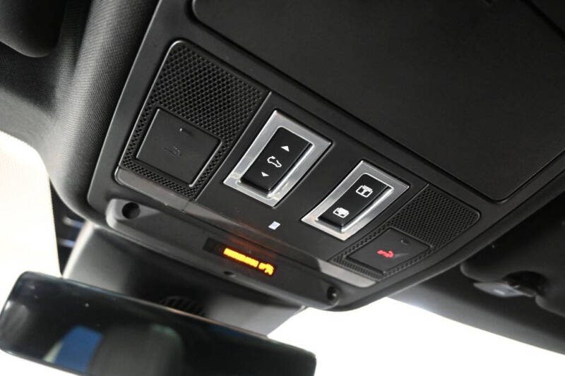 2020 Land Rover Range Rover Evoque SE