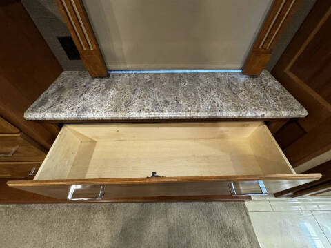 2018 Tiffin Allegro RED