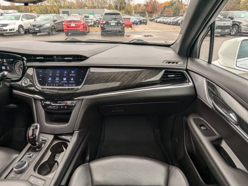 2020 Cadillac XT6 Premium Luxury