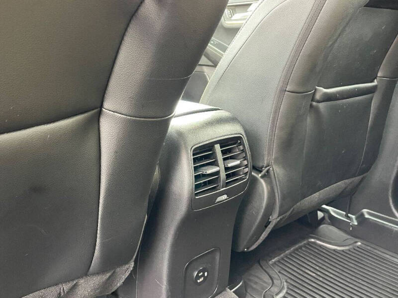 2022 Ford Escape Hybrid SEL