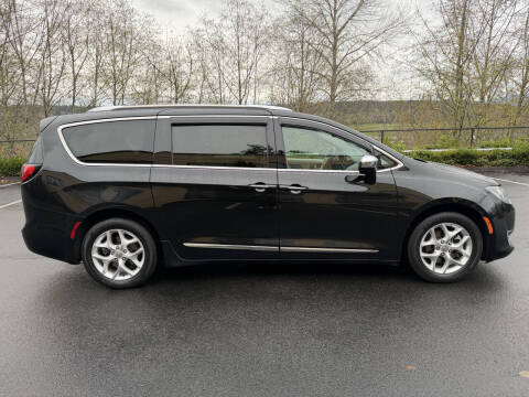 2019 Chrysler Pacifica Limited