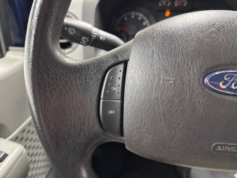 2013 Ford E-Series E-350 SD