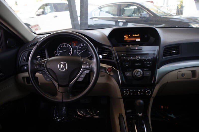 2017 Acura ILX w/AcuraWatch