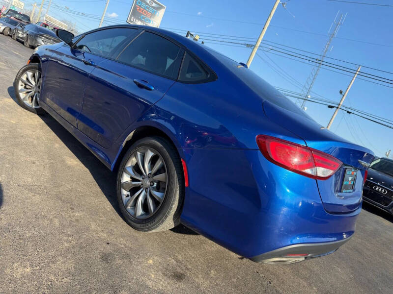2015 Chrysler 200 S