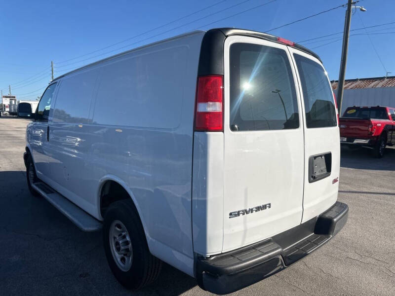 2024 GMC Savana 2500