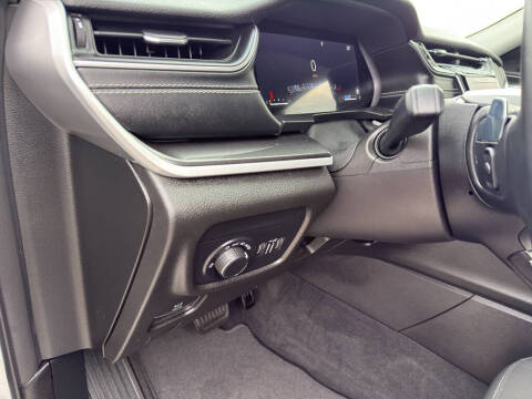 2022 Jeep Grand Cherokee L Altitude