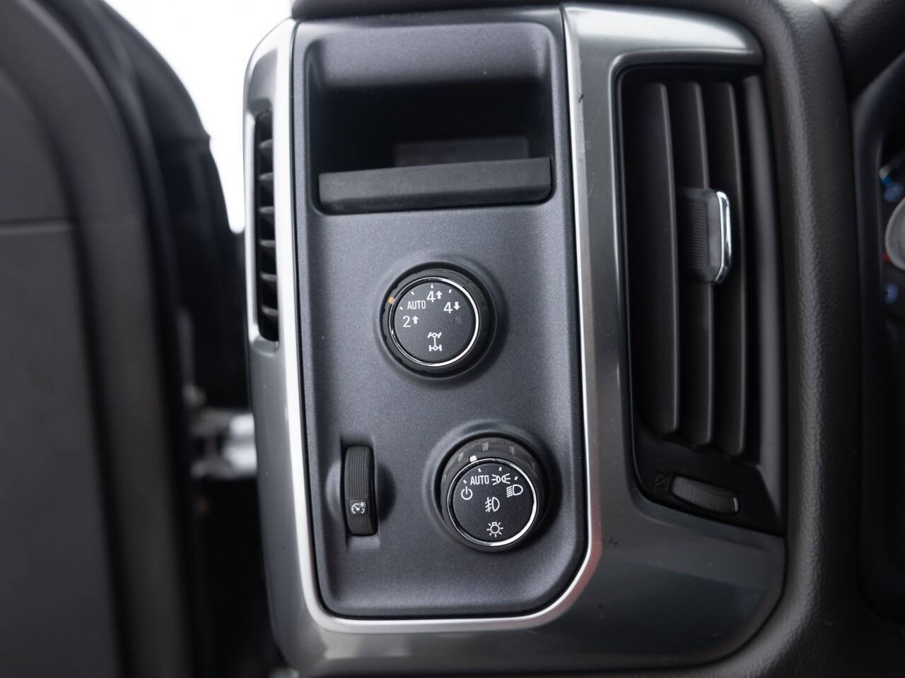 Used Car 2014 Chevrolet Silverado 1500  Lt Z71 4x4 4dr Crew Cab 5.8 Ft. Sb For Sale Under $20,000 In Coal City, Illinois