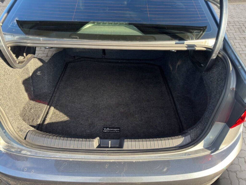 2020 Volkswagen Jetta R-Line