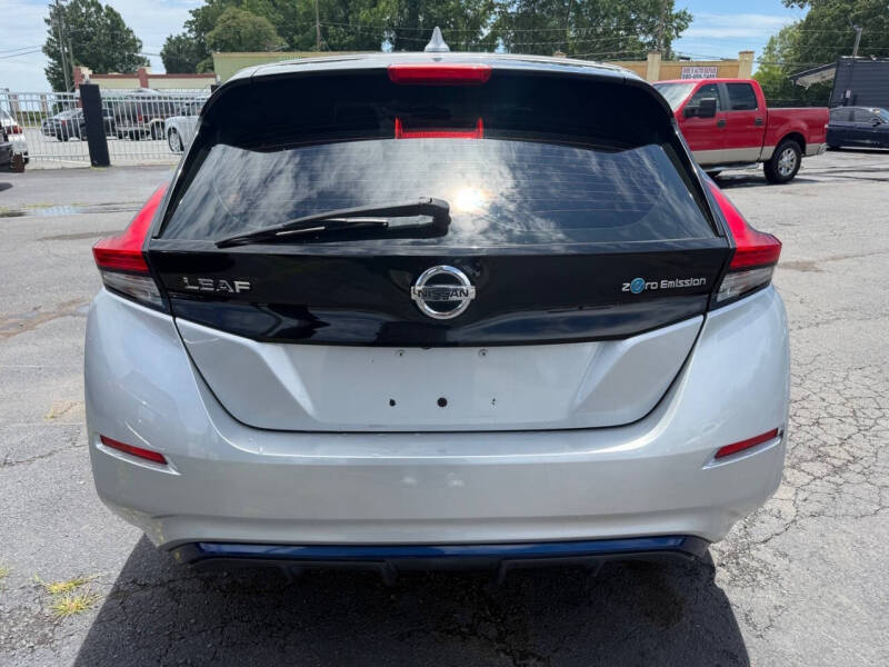2018 Nissan LEAF SV