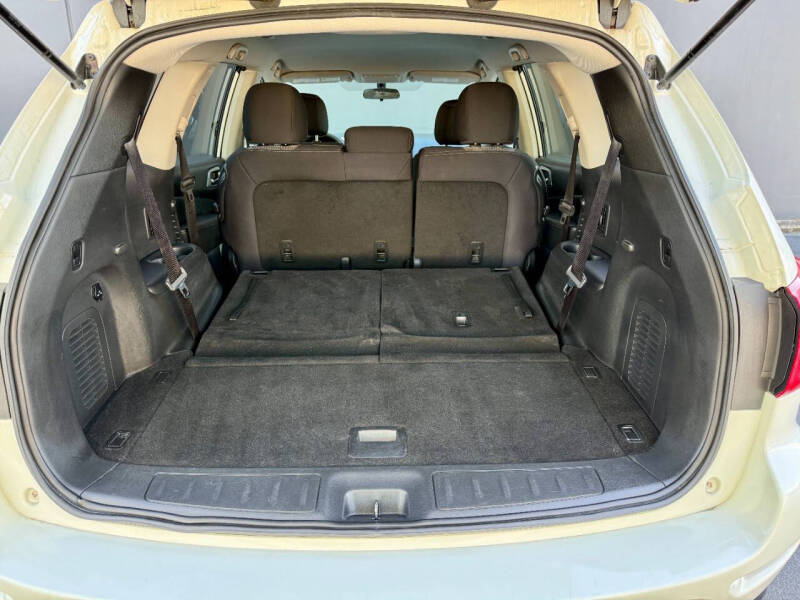 2018 Nissan Pathfinder S