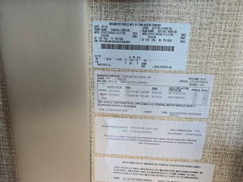 2017 Ford E-Series E-450 SD