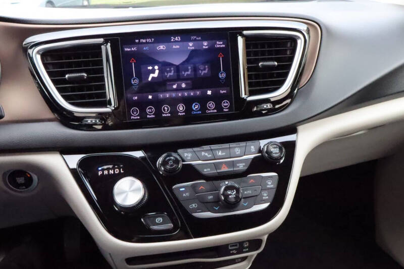 2018 Chrysler Pacifica Touring L Plus