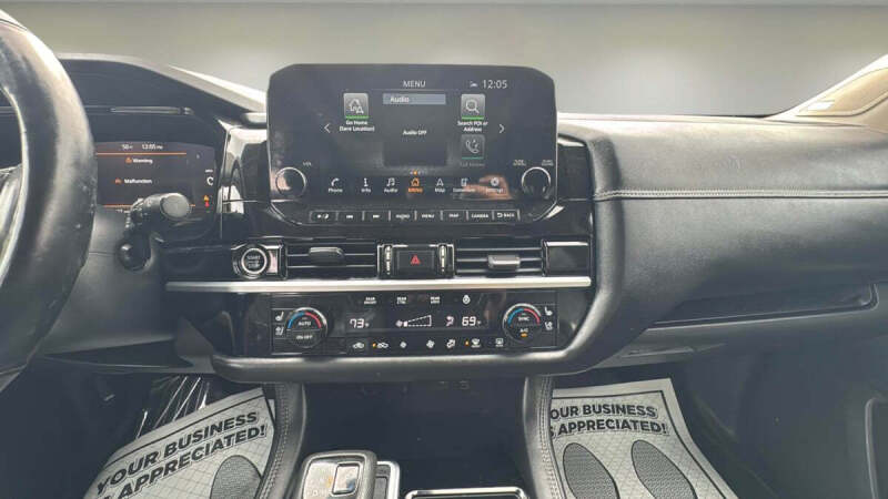 2022 Nissan Pathfinder Platinum