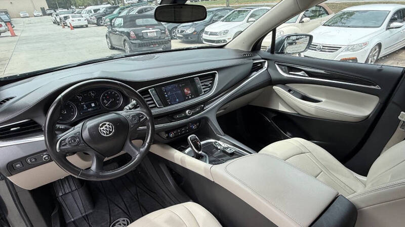 2019 Buick Enclave Essence