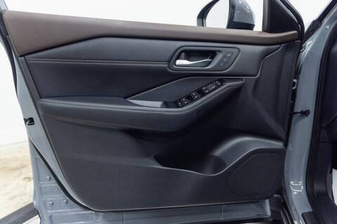 2022 Nissan Rogue SL