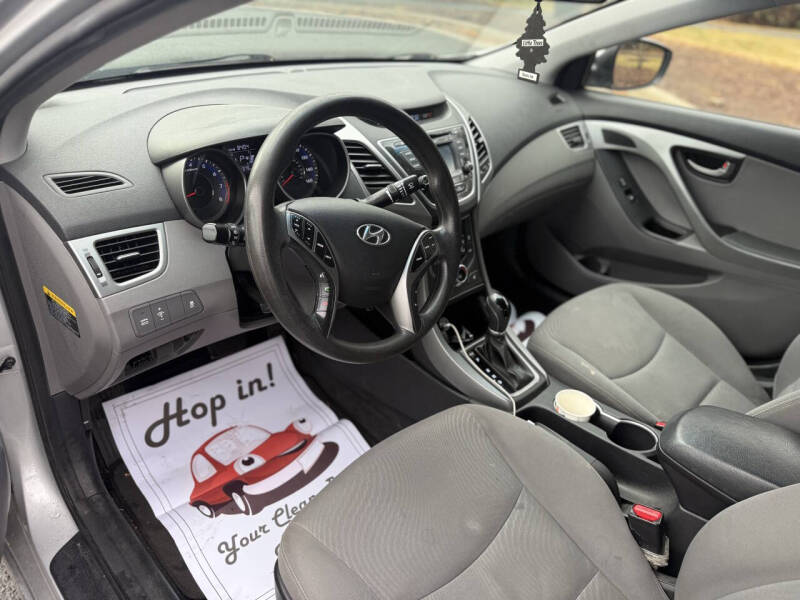 2014 Hyundai Elantra SE