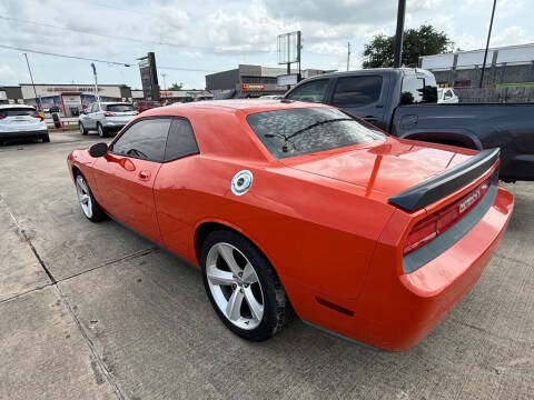 2009 Dodge Challenger SRT8