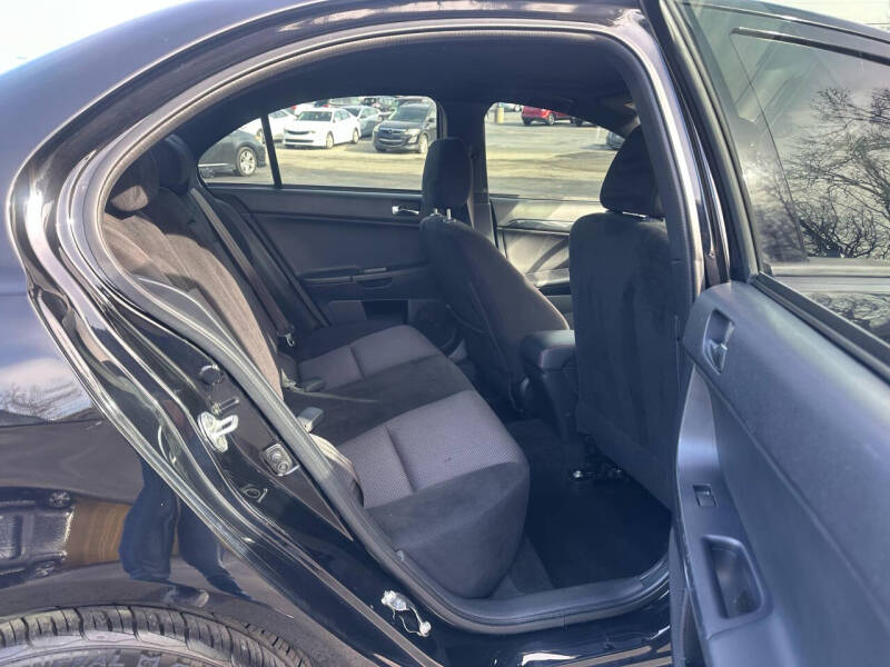 2017 Mitsubishi Lancer LE