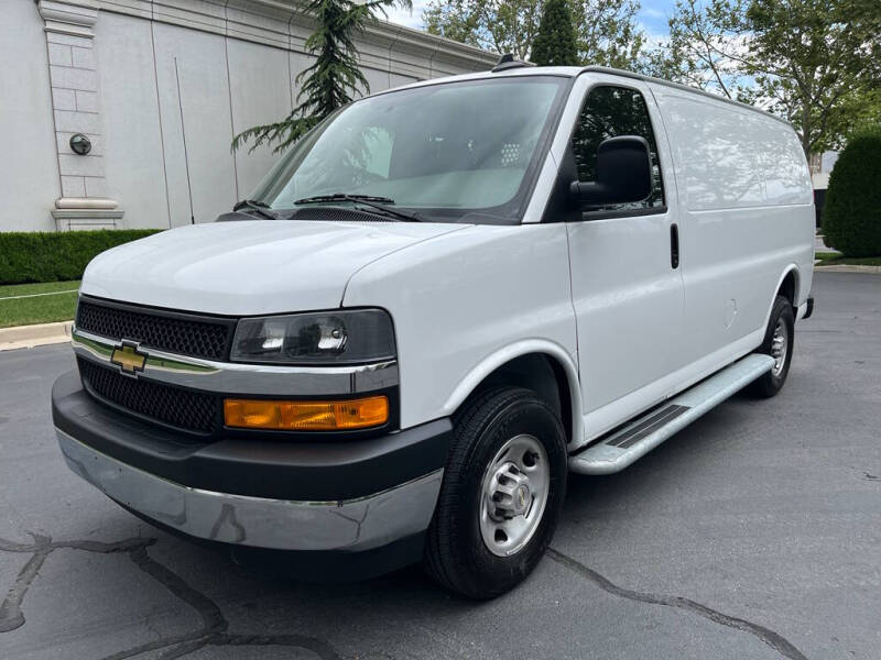 2024 Chevrolet Express 2500