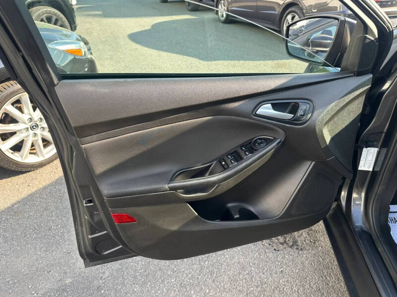 2016 Ford Focus SE