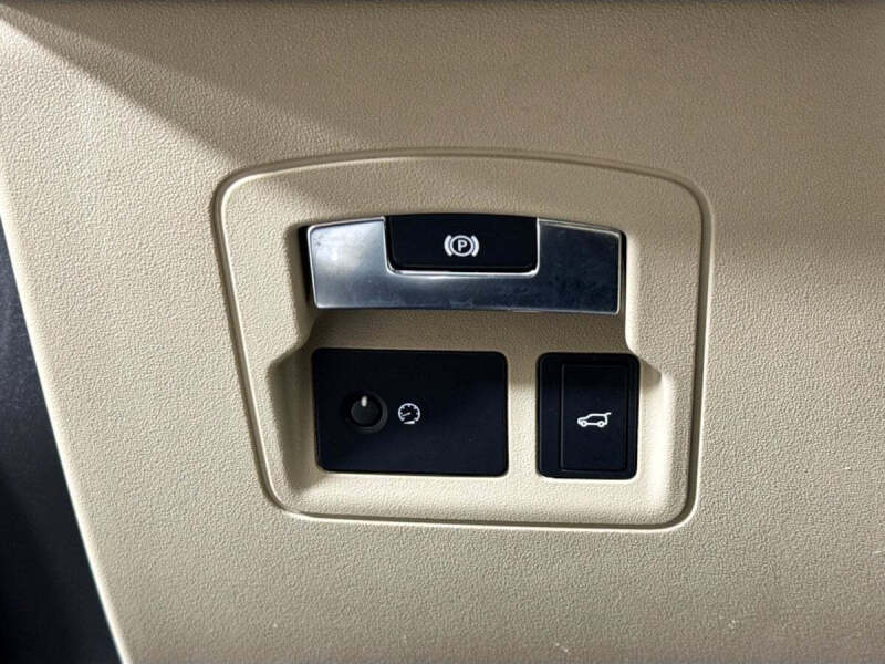 2019 Land Rover Range Rover Velar P250 S