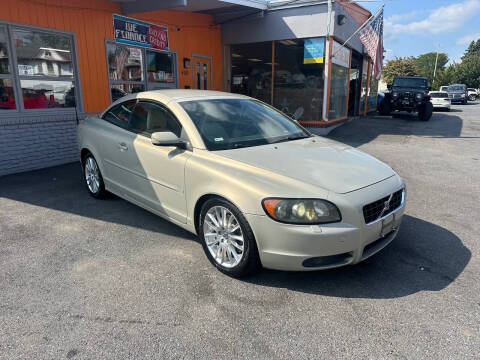 2006 Volvo C70 for sale at Lehigh Valley Truck n Auto LLC. in Schnecksville PA