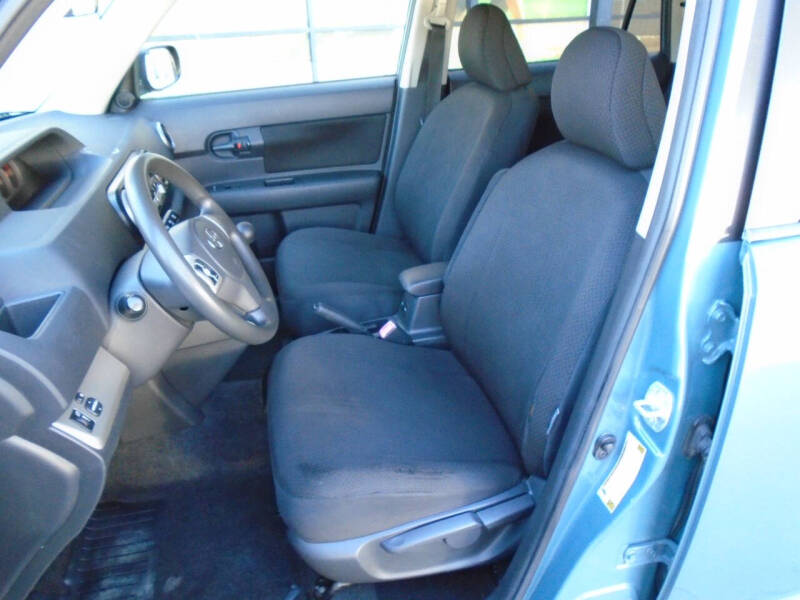 2008 Scion xB