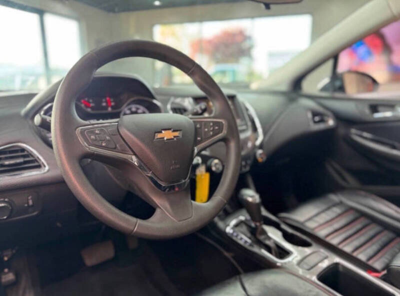 2019 Chevrolet Cruze LS