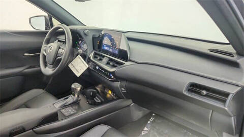 2024 Lexus UX 250h Premium