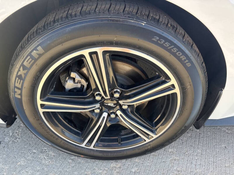 2024 Ford Mustang EcoBoost