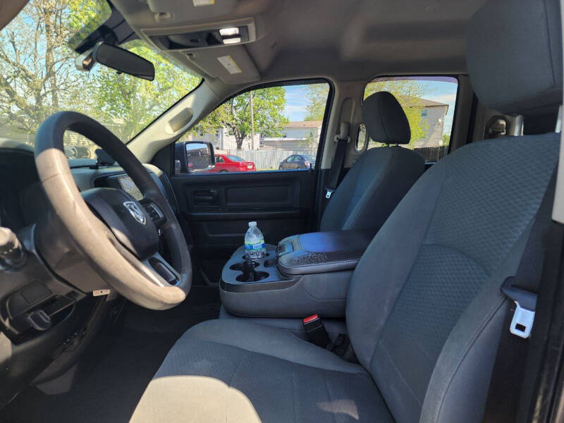 2017 RAM 1500 Express