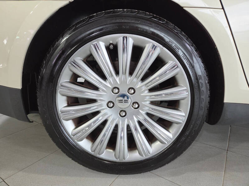 2015 Lincoln MKS