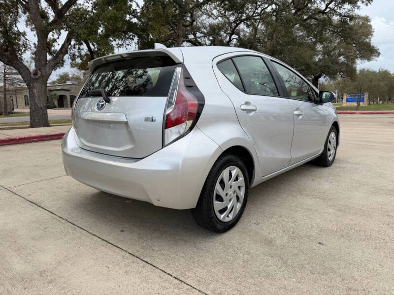 2015 Toyota Prius c