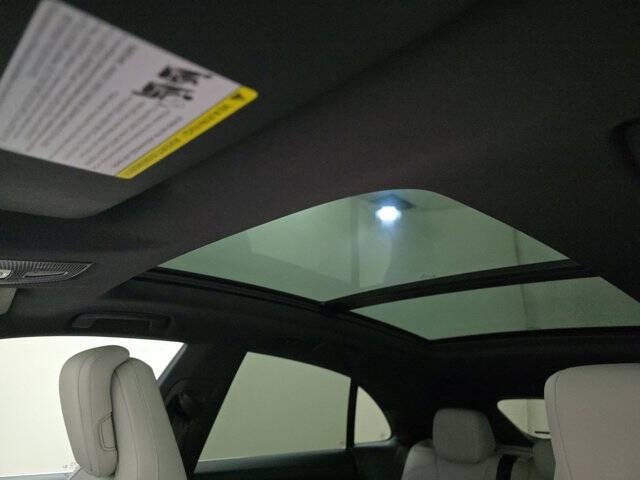 2024 Porsche Macan 4 Electric