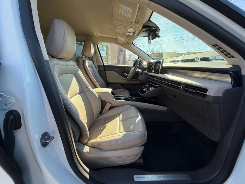 2022 Lincoln Corsair Standard