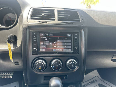 2014 Dodge Challenger SRT8 Core