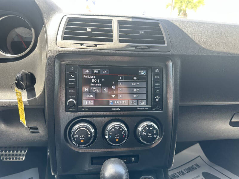 2014 Dodge Challenger SRT8 Core