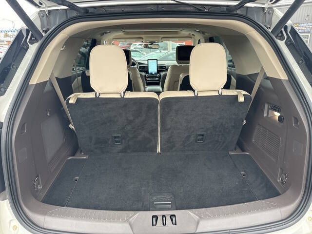 2021 Ford Explorer Platinum