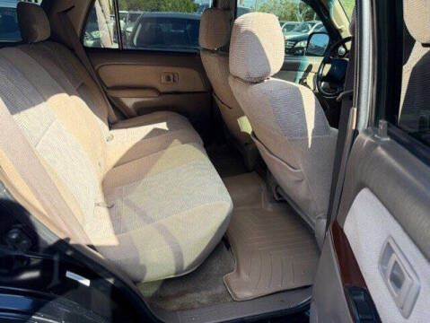 2000 Toyota 4Runner SR5