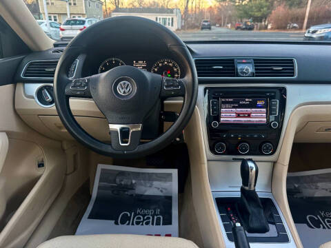 2013 Volkswagen Passat SE PZEV