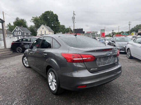 2017 Ford Focus SE